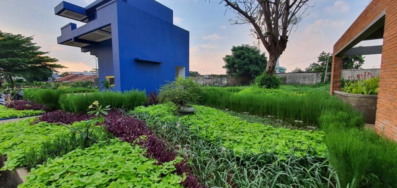 Treeparkcity Apartments By Winshome Tangerang Eksteriør billede
