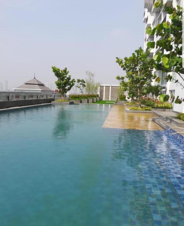 Treeparkcity Apartments By Winshome Tangerang Eksteriør billede